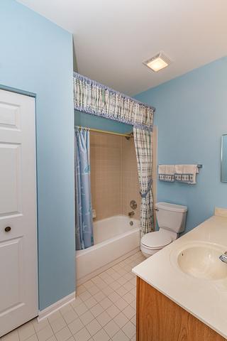 671 Rose Ln, Bartlett, IL 60103 photo 9