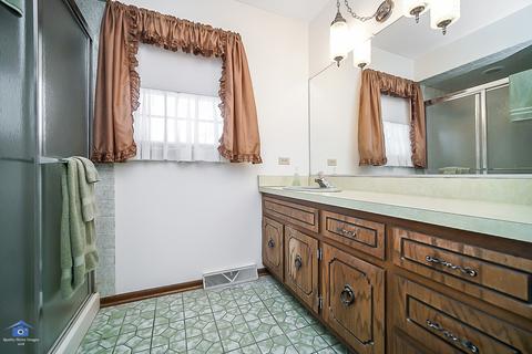 2031 Kettle Ct, Lansing, IL 60438 photo 24