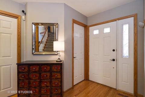 1616 Glenview Rd, Glenview, IL 60025 photo 2