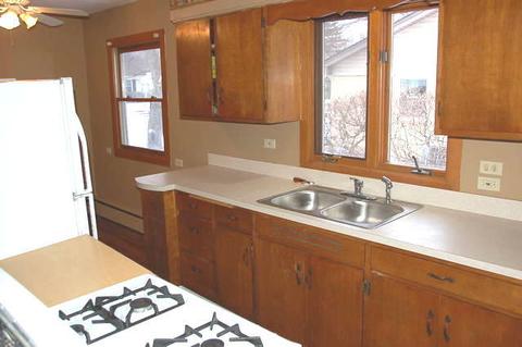 215 Webster St, Algonquin, IL 60102 photo 2