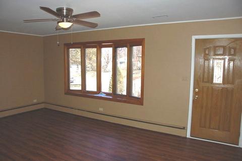 215 Webster St, Algonquin, IL 60102 photo 4