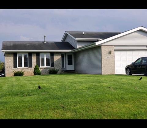 440 Hickory Ln, Davis Junction, IL 61020 photo 2