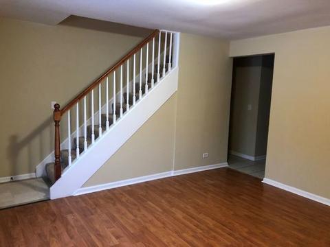 165 Plainview Dr, Bolingbrook, IL 60440 photo 4