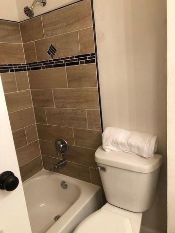 165 Plainview Dr, Bolingbrook, IL 60440 photo 7
