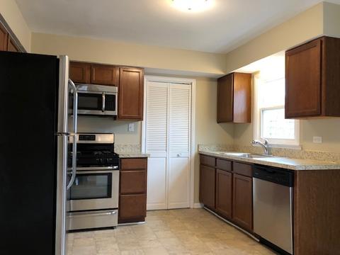 406 Elm St, Wheaton, IL 60187 photo 5