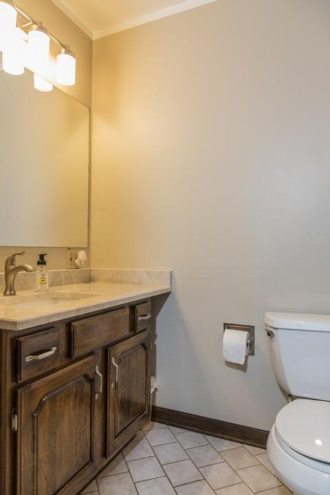 222 Gingerbrook Ln, Bartlett, IL 60103 photo 18