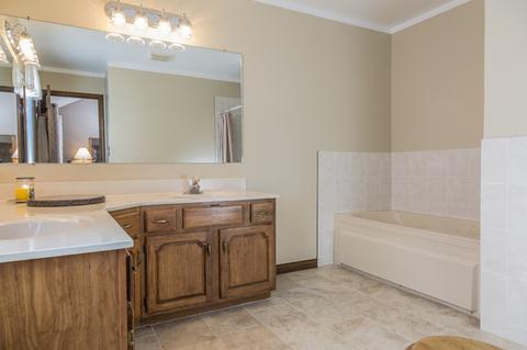 222 Gingerbrook Ln, Bartlett, IL 60103 photo 22