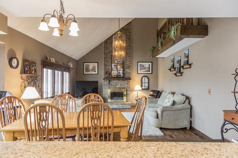 222 Gingerbrook Ln, Bartlett, IL 60103 photo 9