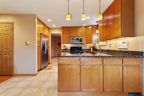 303 E Harrison St, Elmhurst, IL 60126 photo 16