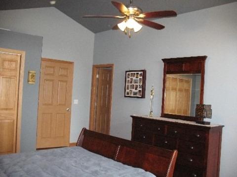 5807 Fieldstone Trl, Mchenry, IL 60050 photo 9