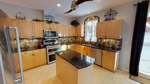7293 Dada Dr, Gurnee, IL 60031 photo 12