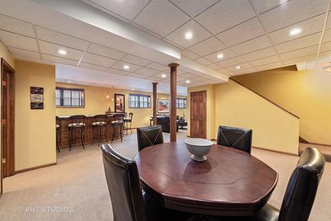 1825 Kelley Dr, Hoffman Estates, IL 60192 photo 17