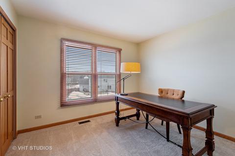 1825 Kelley Dr, Hoffman Estates, IL 60192 photo 15