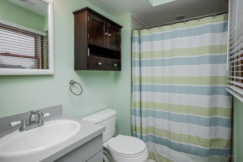 1917 N Summit St, Wheaton, IL 60187 photo 12
