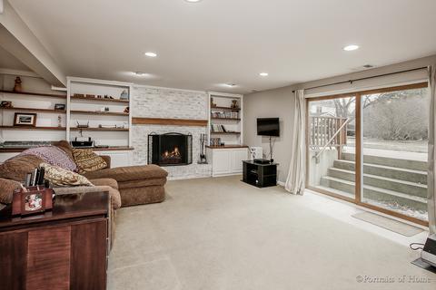 1917 N Summit St, Wheaton, IL 60187 photo 6