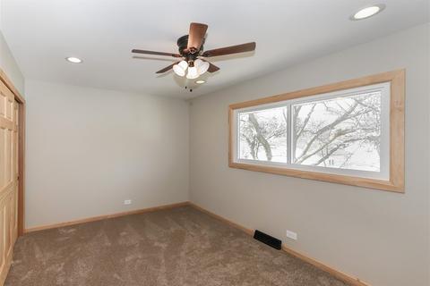 124 N Hale Ave, Bartlett, IL 60103 photo 12