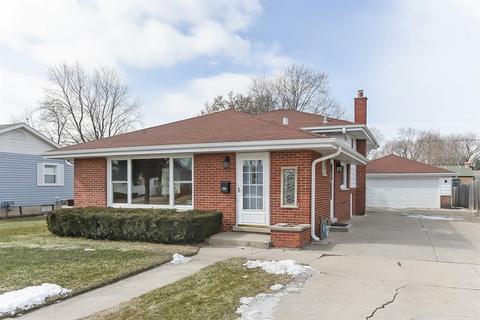124 N Hale Ave, Bartlett, IL 60103 photo 1