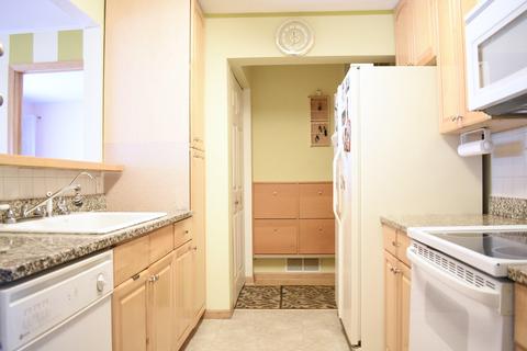 663 Darien Ct, Hoffman Estates, IL 60169 photo 6