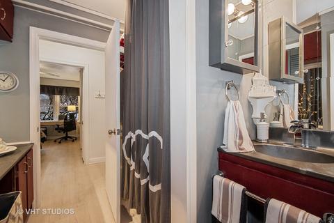828 S Main St, Wheaton, IL 60189 photo 20