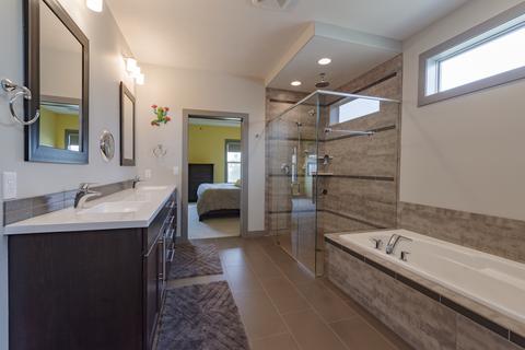 1219 Silver Oak Cir, Normal, IL 61761 photo 14