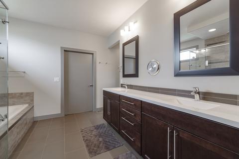1219 Silver Oak Cir, Normal, IL 61761 photo 15