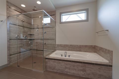 1219 Silver Oak Cir, Normal, IL 61761 photo 16
