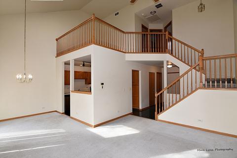 1304 Brunswick Ct, Elgin, IL 60120 photo 3