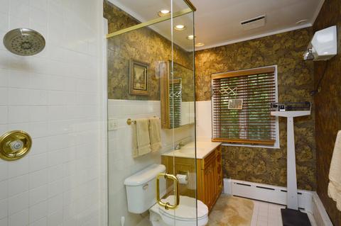 10 Crescent Dr, Glencoe, IL 60022 photo 13