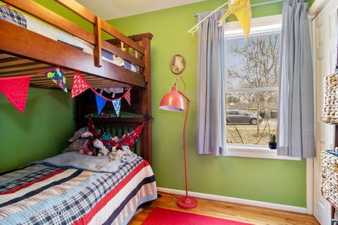 1202 S Chase St, Wheaton, IL 60189 photo 9