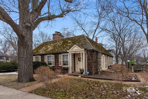 439 Maple St, Winnetka, IL 60093 photo 1
