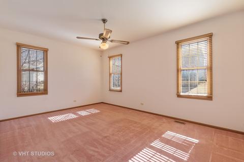 645 Dogleg Ln, Bartlett, IL 60103 photo 5