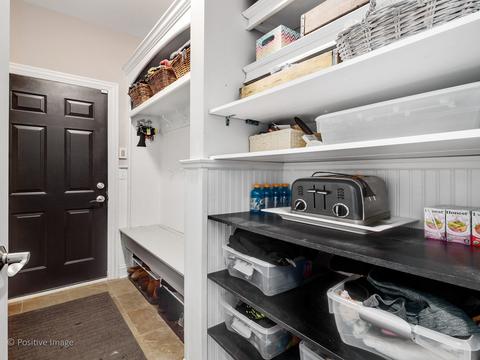 1602 E Liberty Dr, Wheaton, IL 60187 photo 29