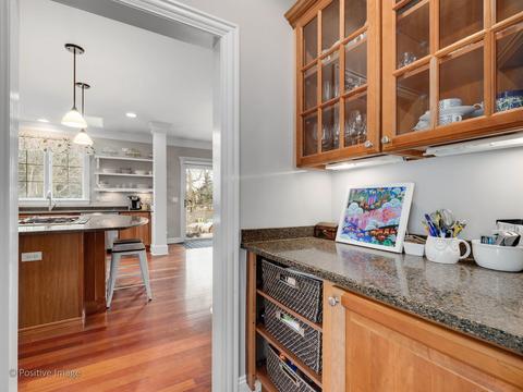 1602 E Liberty Dr, Wheaton, IL 60187 photo 11