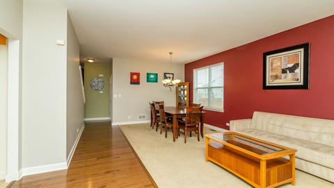 3136 Friendship St, Elgin, IL 60124 photo 6