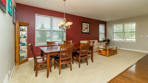 3136 Friendship St, Elgin, IL 60124 photo 8