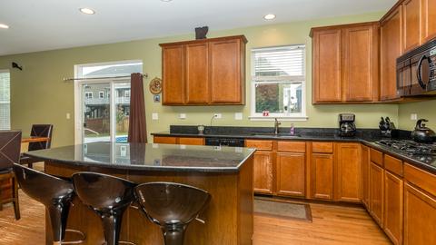 3136 Friendship St, Elgin, IL 60124 photo 11