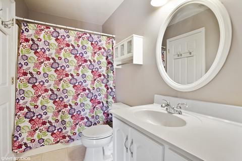 2003 Sudbury Dr, Hoffman Estates, IL 60169 photo 8