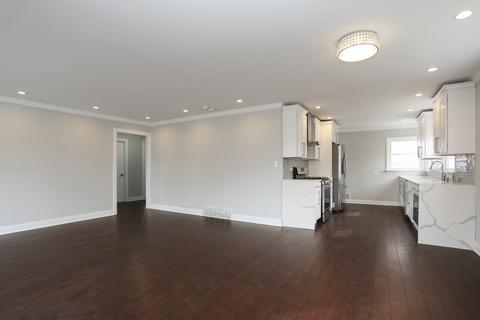 1425 S 5th Ave, Des Plaines, IL 60018 photo 6