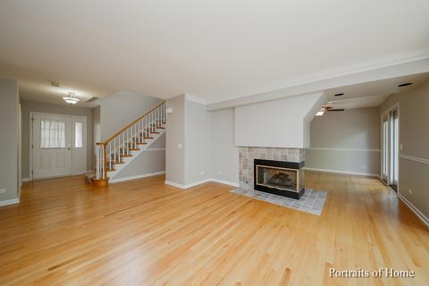 2055 Hallmark Ct, Wheaton, IL 60187 photo 4