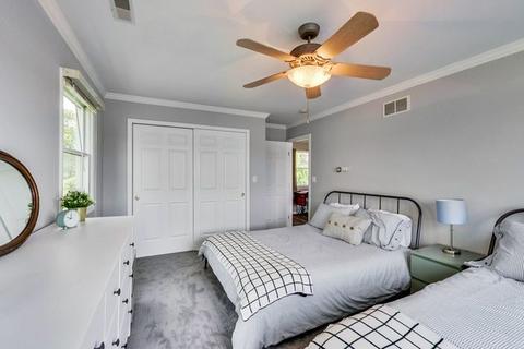 2807 Regner Rd, Mchenry, IL 60051 photo 21