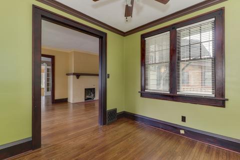 2013 E Jackson St, Bloomington, IL 61701 photo 10