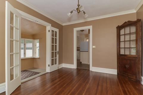 2013 E Jackson St, Bloomington, IL 61701 photo 13
