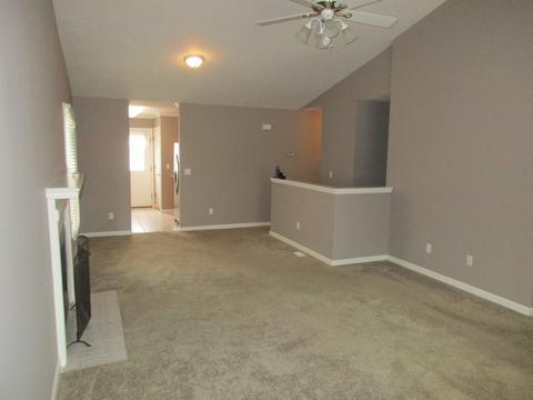 1116 Perry Ln, Normal, IL 61761 photo 3