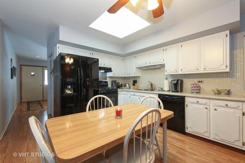 4702 Thorntree Ln, Rolling Meadows, IL 60008 photo 4