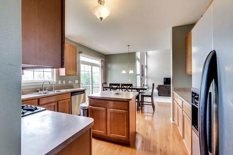 619 Erin Dr, Elgin, IL 60124 photo 19