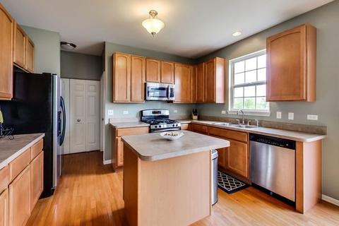 619 Erin Dr, Elgin, IL 60124 photo 17