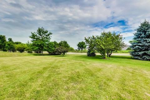 619 Erin Dr, Elgin, IL 60124 photo 35