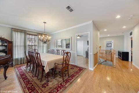 2616 Commons Dr, Glenview, IL 60026 photo 10