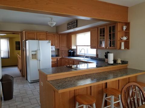 18464 Roy St, Lansing, IL 60438 photo 4