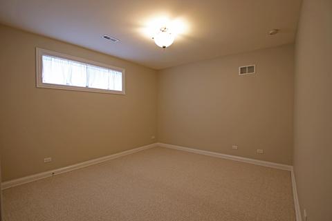 649 Jarvis Ave, Des Plaines, IL 60018 photo 37